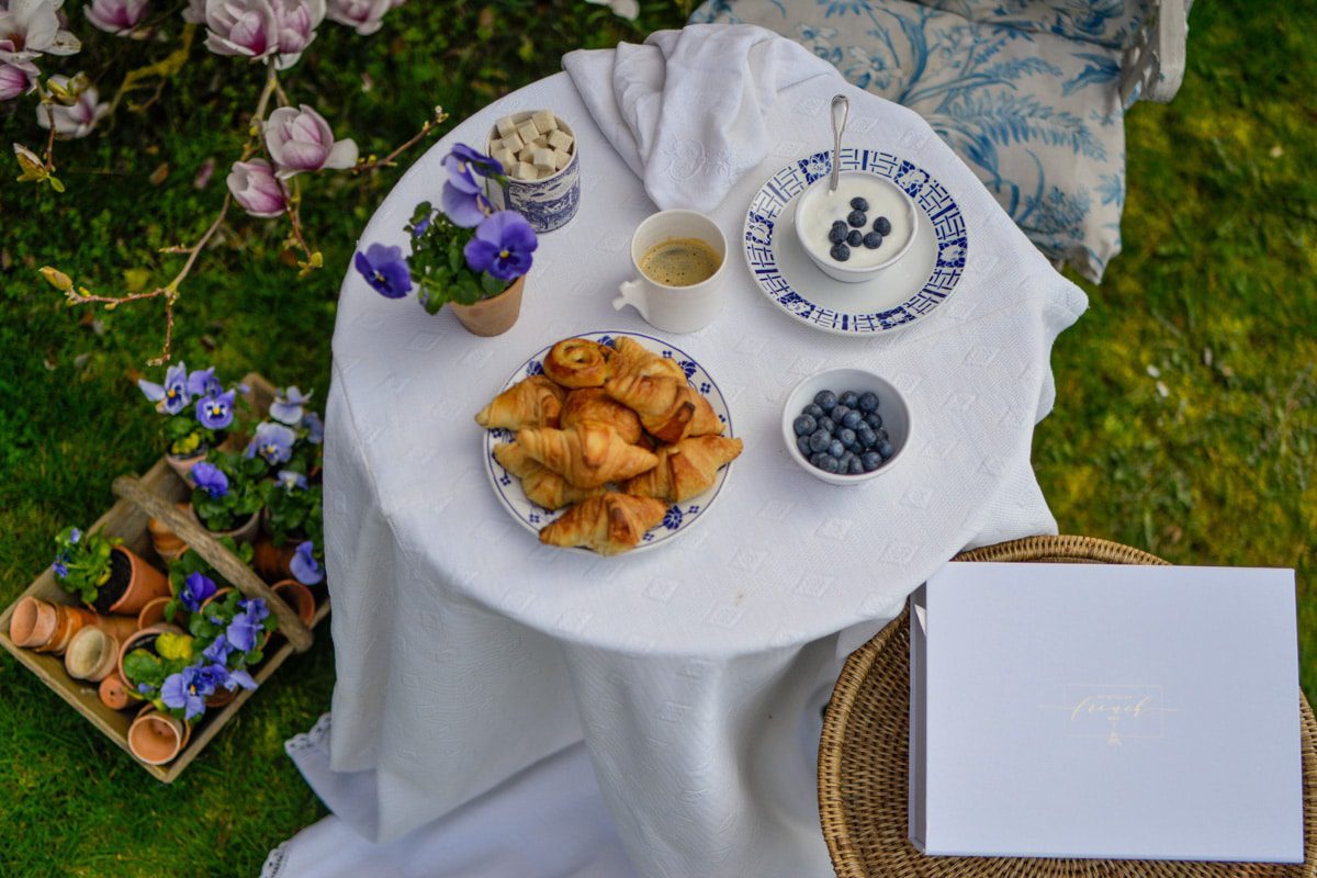 announcing the may box: blue and white- MY STYLISH FRENCH BOX