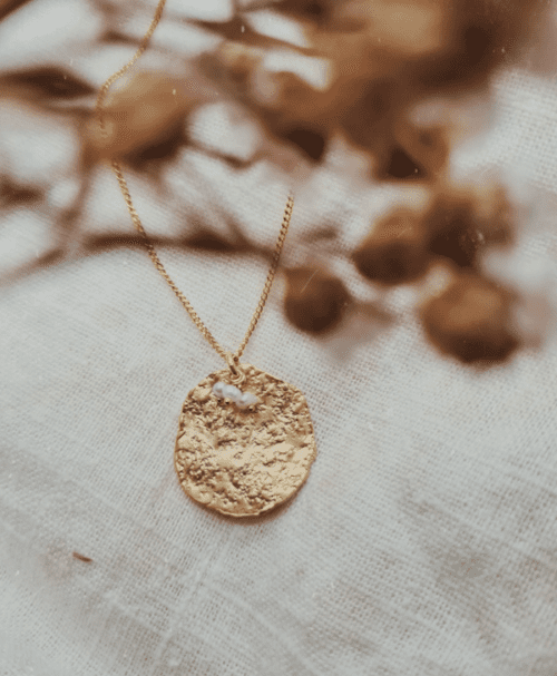 rosa necklace by gisel b