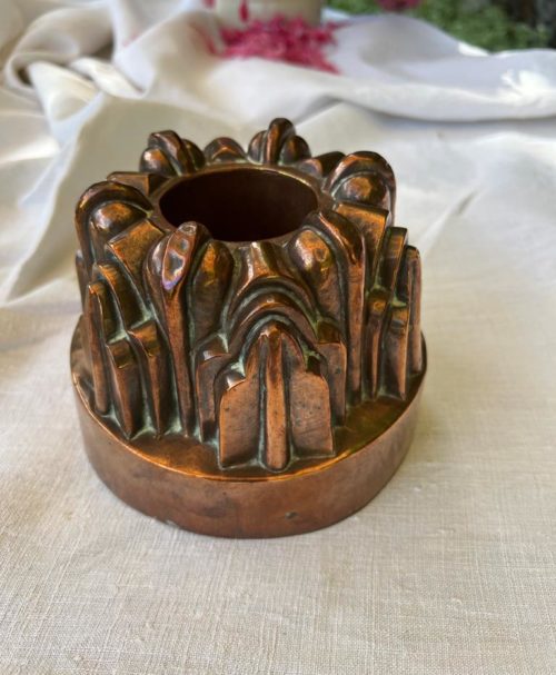 pointed copper mold