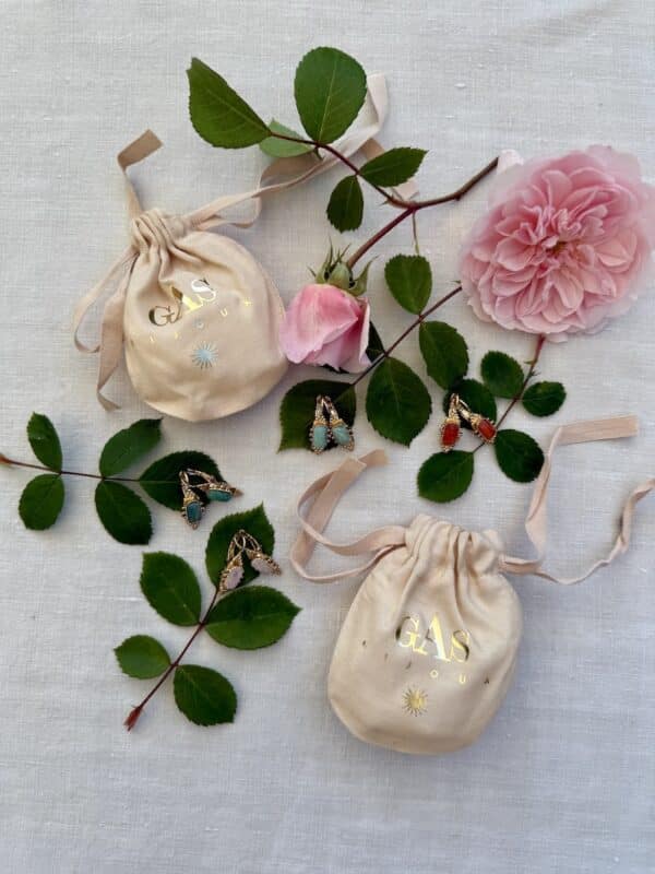 french-subscription-box-marie-antoinette-earrings