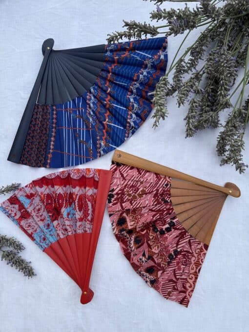 french subscription box, silk fan