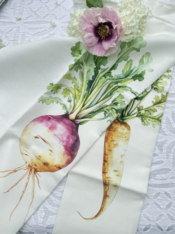 FRENCH-SUBSCRIPTION-BOX-MAY-2026-KITCHEN-TOWEL