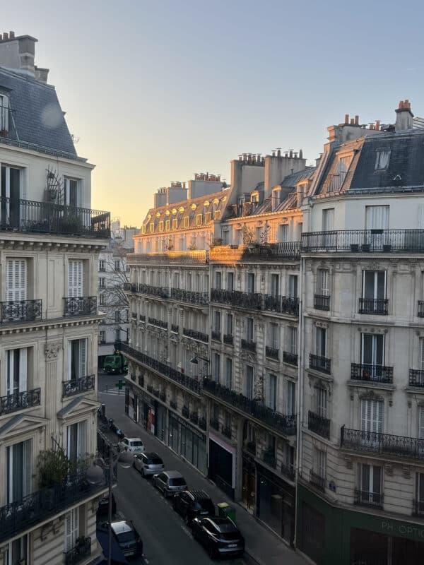 SUMMER IN PARIS