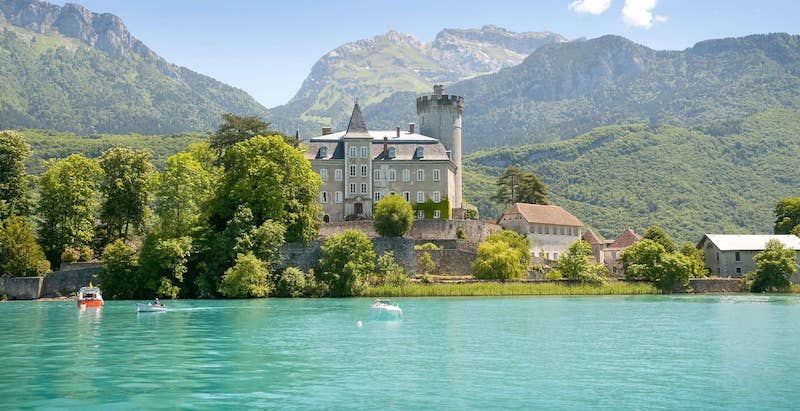 The Window Seat: A Guide to France's Most Scenic Train Journeys