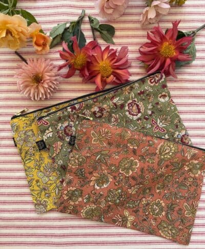 toiletry bag in French subscription box - bon voyage