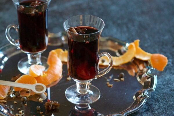Vin Chaud: A French Winter Tradition