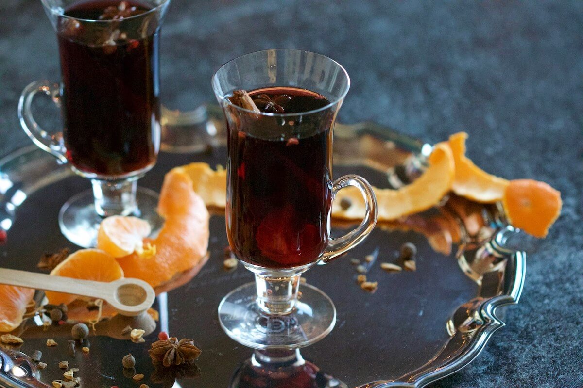 Vin Chaud: A French Winter Tradition