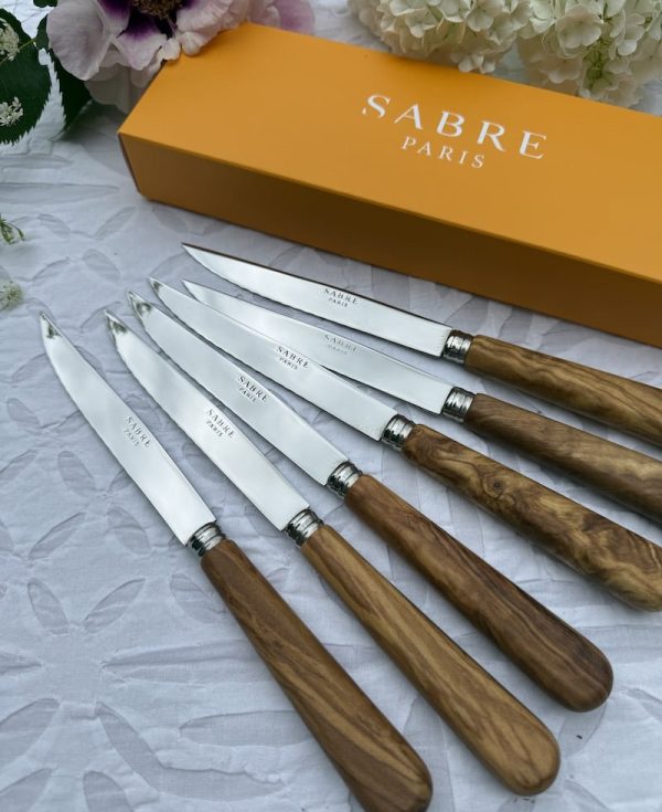 FRENCH-SUBSCRIPTION-BOX-MAY-2026-STEAK-KNIVES