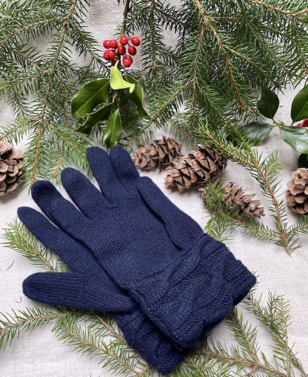 wool gloves