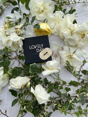 lovely day necklace