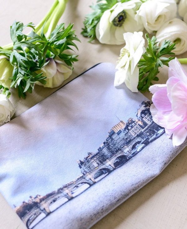 Pochette from Odile- My Stylish French Box February 2019- La Parisienne