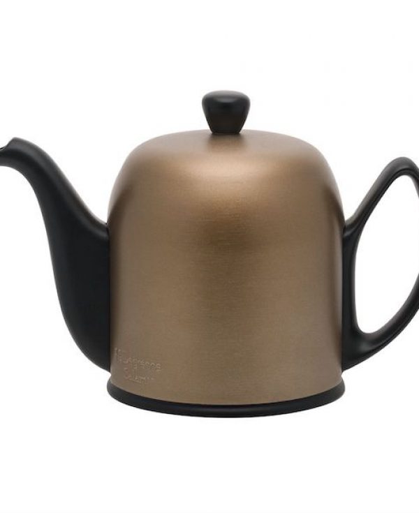 black teapot by degrenne