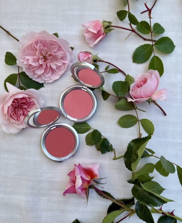 french-subscription-box-marie-antoinette-blush