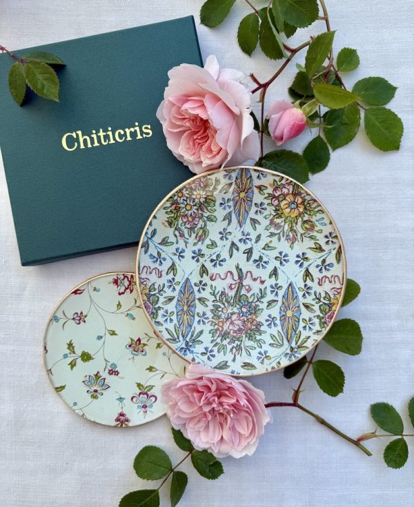 french-subscription-box-marie-antoinette-small-plates