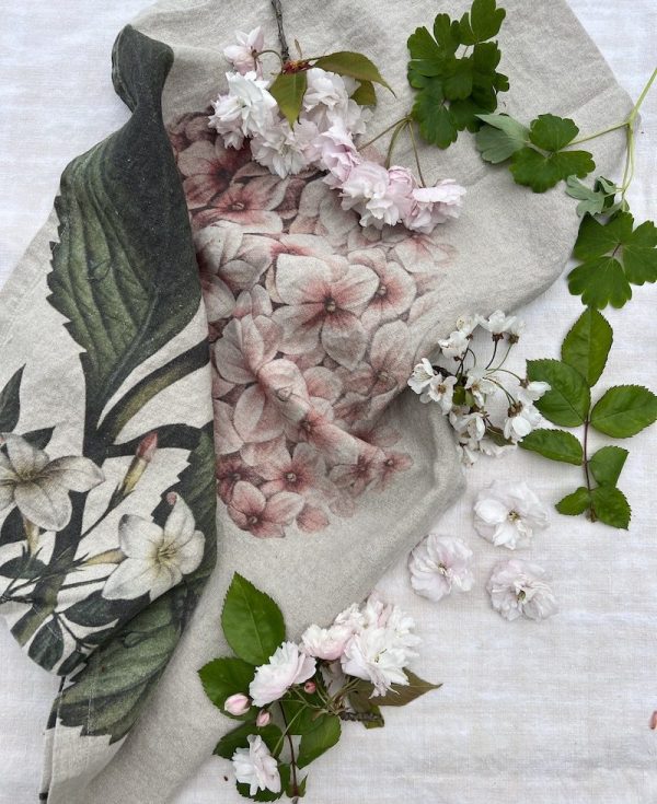 linen table runner box 26